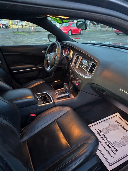2020 Dodge Charger SXT - Photo 8 - Salem, OR 97302