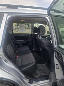 2016 Subaru Forester 2.5i Premium   - Photo 6 - Salem, OR 97302