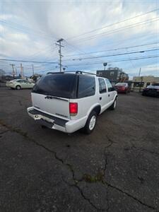 2002 Chevrolet Blazer LS   - Photo 3 - Salem, OR 97302