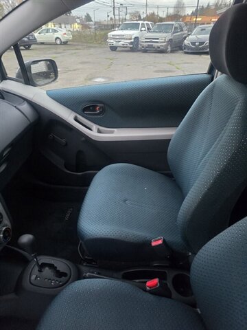 2007 Toyota Yaris - Photo 6 - Salem, OR 97302