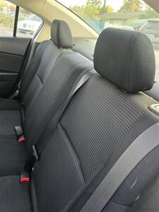 2013 Mazda Mazda3 i SV   - Photo 10 - Salem, OR 97302
