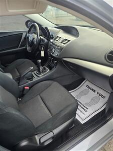 2012 Mazda Mazda3 i Touring   - Photo 6 - Salem, OR 97302