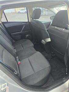 2012 Mazda Mazda3 i Touring   - Photo 5 - Salem, OR 97302