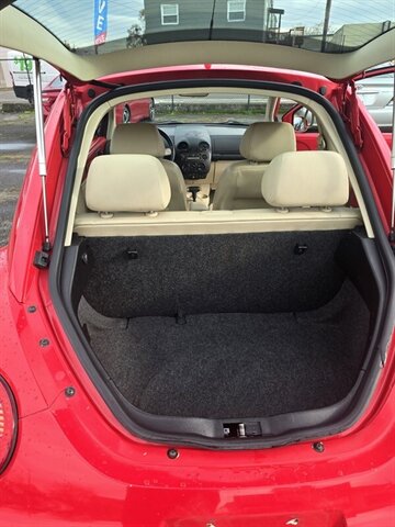 2002 Volkswagen Beetle GLS - Photo 9 - Salem, OR 97302