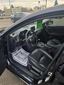 2015 Mazda Mazda3 i Sport   - Photo 7 - Salem, OR 97302