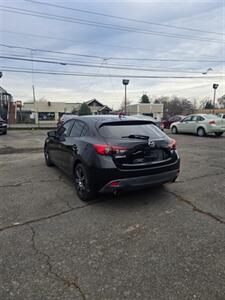 2015 Mazda Mazda3 i Sport   - Photo 4 - Salem, OR 97302
