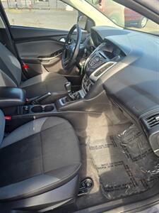 2014 Ford Focus SE   - Photo 10 - Salem, OR 97302