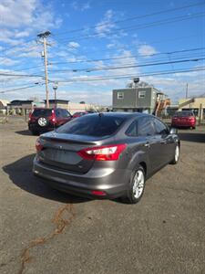 2014 Ford Focus SE   - Photo 4 - Salem, OR 97302
