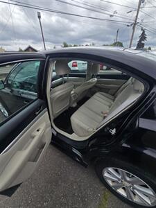 2011 Subaru Legacy 2.5i Premium   - Photo 6 - Salem, OR 97302