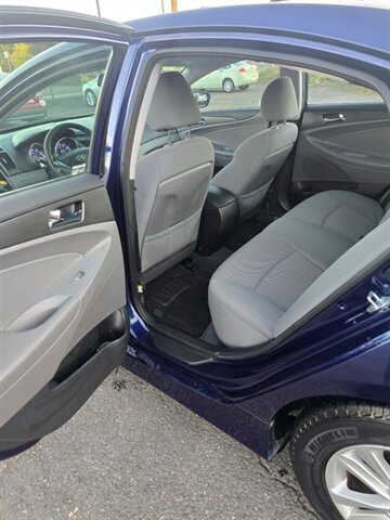 2014 Hyundai SONATA GLS - Photo 12 - Salem, OR 97302