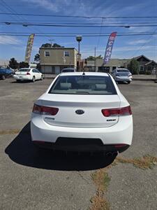 2010 Kia Forte Koup EX   - Photo 4 - Salem, OR 97302