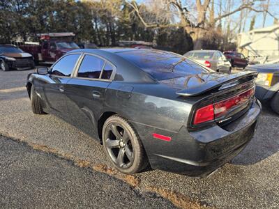 2012 Dodge Charger SXT   - Photo 2 - Berkeley Spring, WV 25411