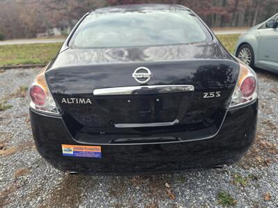 2009 Nissan Altima 2.5 S   - Photo 6 - Berkeley Spring, WV 25411
