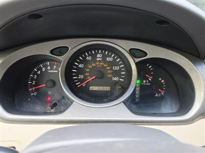 2002 Toyota Highlander   - Photo 17 - Berkeley Spring, WV 25411