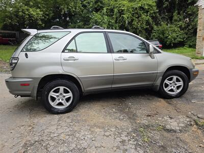 2001 Lexus RX 300   - Photo 5 - Berkeley Spring, WV 25411