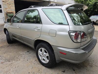 2001 Lexus RX 300   - Photo 9 - Berkeley Spring, WV 25411