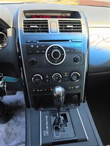 2012 Mazda CX-9 Touring   - Photo 16 - Berkeley Spring, WV 25411