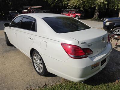 2006 Toyota Avalon Limited   - Photo 7 - Berkeley Spring, WV 25411