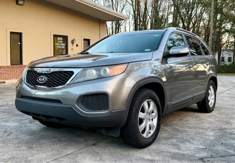 2012 Kia Sorento LX  