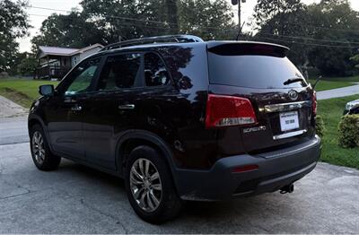 2011 Kia Sorento EX   - Photo 8 - Gainesville, GA 30501