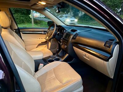 2011 Kia Sorento EX   - Photo 13 - Gainesville, GA 30501
