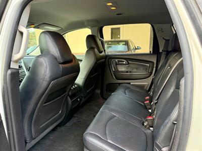 2012 Chevrolet Traverse LT   - Photo 7 - Gainesville, GA 30501