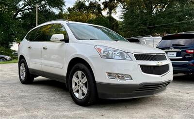 2012 Chevrolet Traverse LT   - Photo 1 - Gainesville, GA 30501