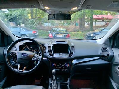 2018 Ford Escape SE   - Photo 11 - Gainesville, GA 30501