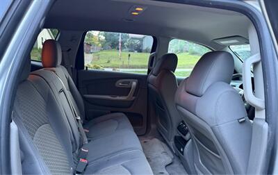 2012 Chevrolet Traverse LS   - Photo 10 - Gainesville, GA 30501