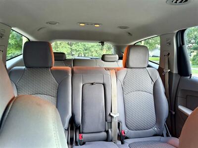 2012 Chevrolet Traverse LS   - Photo 11 - Gainesville, GA 30501