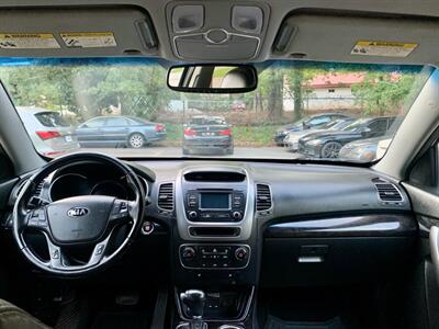 2014 Kia Sorento EX   - Photo 9 - Gainesville, GA 30501