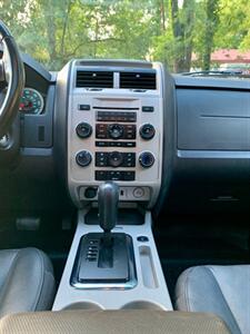 2011 Ford Escape XLT   - Photo 11 - Gainesville, GA 30501