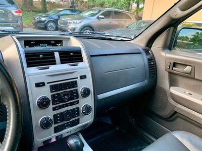 2011 Ford Escape XLT   - Photo 15 - Gainesville, GA 30501