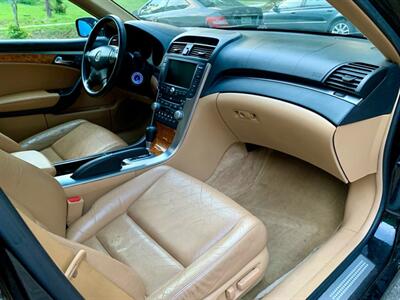 2005 Acura TL 3.2   - Photo 9 - Gainesville, GA 30501