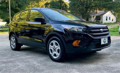 2018 Ford Escape S   - Photo 2 - Gainesville, GA 30501