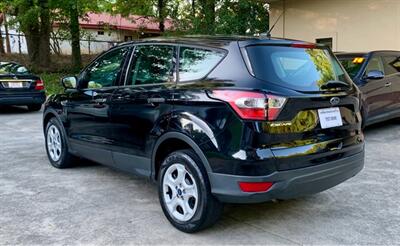 2018 Ford Escape S   - Photo 4 - Gainesville, GA 30501