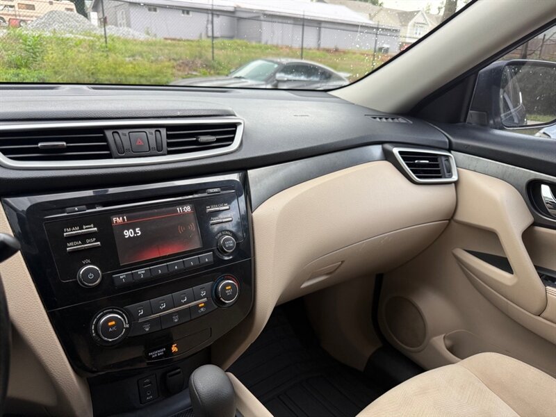 2016 Nissan Rogue S - Photo 13 - Gainesville, GA 30501