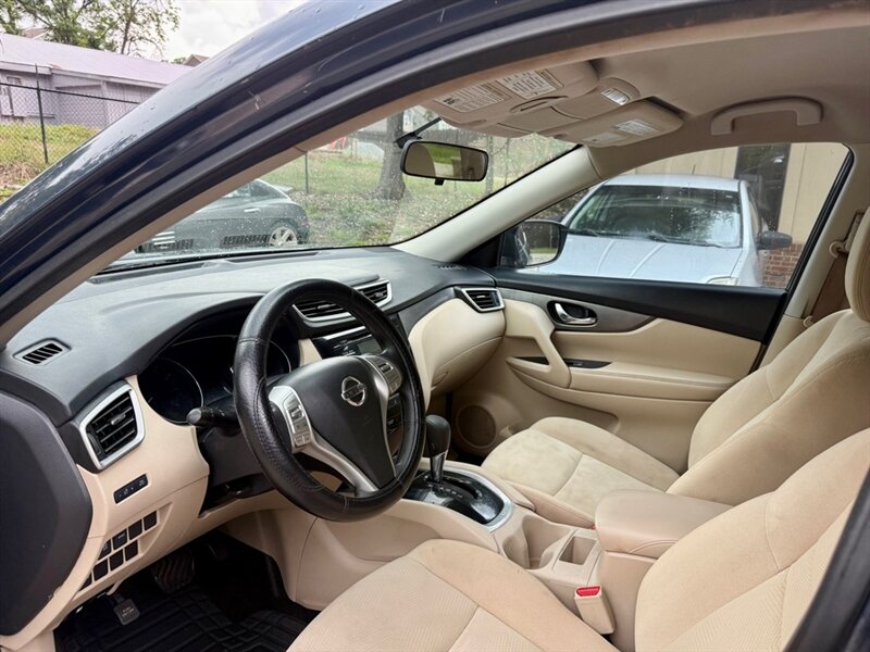 2016 Nissan Rogue S - Photo 7 - Gainesville, GA 30501