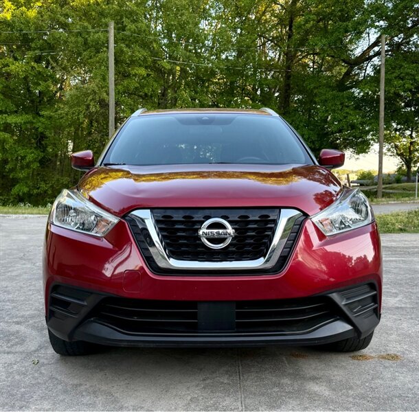 2020 Nissan Kicks SV   - Photo 1 - Gainesville, GA 30501