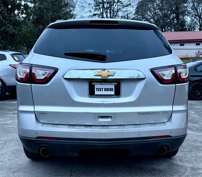 2016 Chevrolet Traverse LTZ - Photo 6 - Gainesville, GA 30501