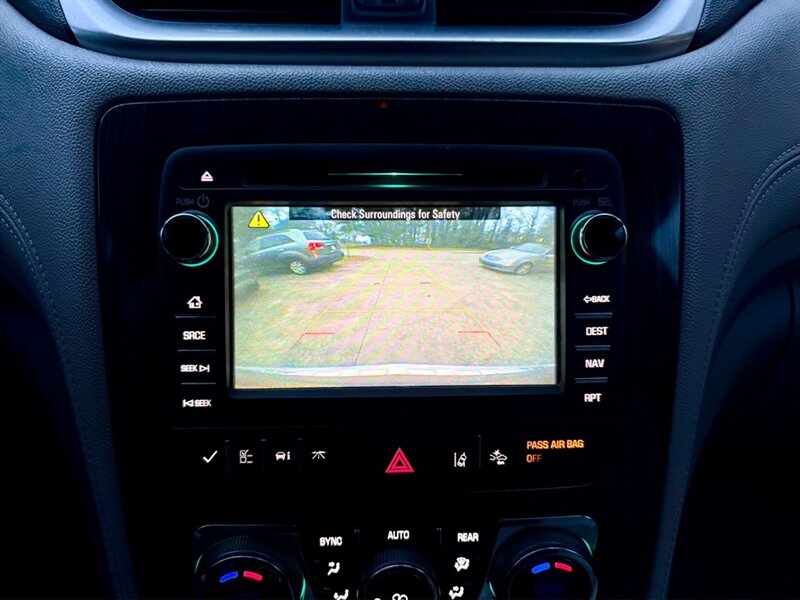 2016 Chevrolet Traverse LTZ - Photo 15 - Gainesville, GA 30501