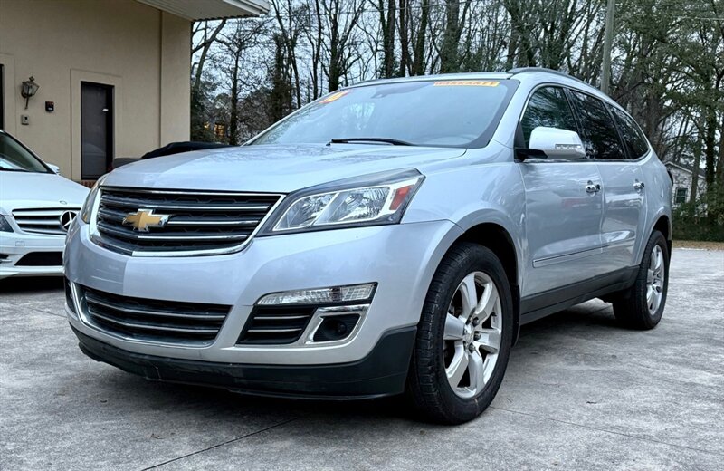 2016 Chevrolet Traverse LTZ - Photo 2 - Gainesville, GA 30501