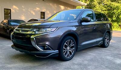 2016 Mitsubishi Outlander SE   - Photo 1 - Gainesville, GA 30501