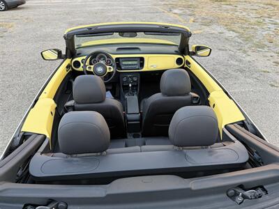 2014 Volkswagen Beetle Convertible 1.8T PZEV  Beetle - Photo 14 - Garland, TX 75041