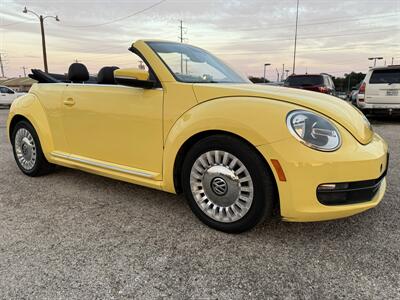 2014 Volkswagen Beetle Convertible 1.8T PZEV  Beetle - Photo 26 - Garland, TX 75041