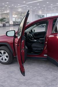 2024 Toyota RAV4 LE   - Photo 6 - Garland, TX 75041