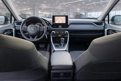 2024 Toyota RAV4 LE   - Photo 8 - Garland, TX 75041