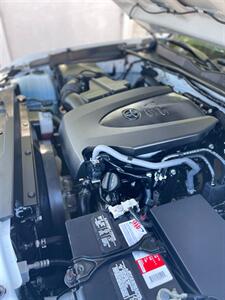 2019 Toyota Tacoma SR V6   - Photo 11 - Newbury Park, CA 91320