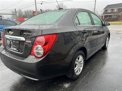 2016 Chevrolet Sonic LT Auto   - Photo 13 - Canton, OH 44707
