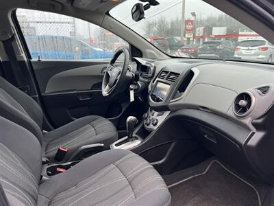 2016 Chevrolet Sonic LT Auto   - Photo 17 - Canton, OH 44707
